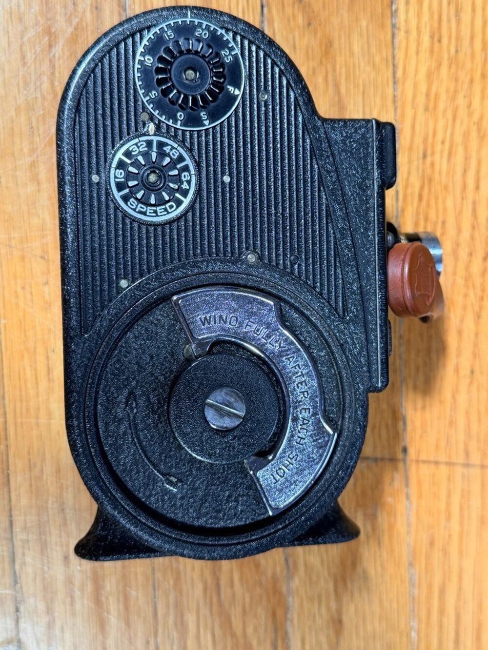 Vintage Bell & Howell Filmo Sportster Double Run Eight 8mm Movie Camera Leather